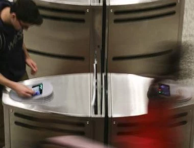 Μπάχαλο με τους φοιτητές: Ο ΟΟΣΑ ξέχασε να κάνει επέκταση των φοιτητικών τους καρτών